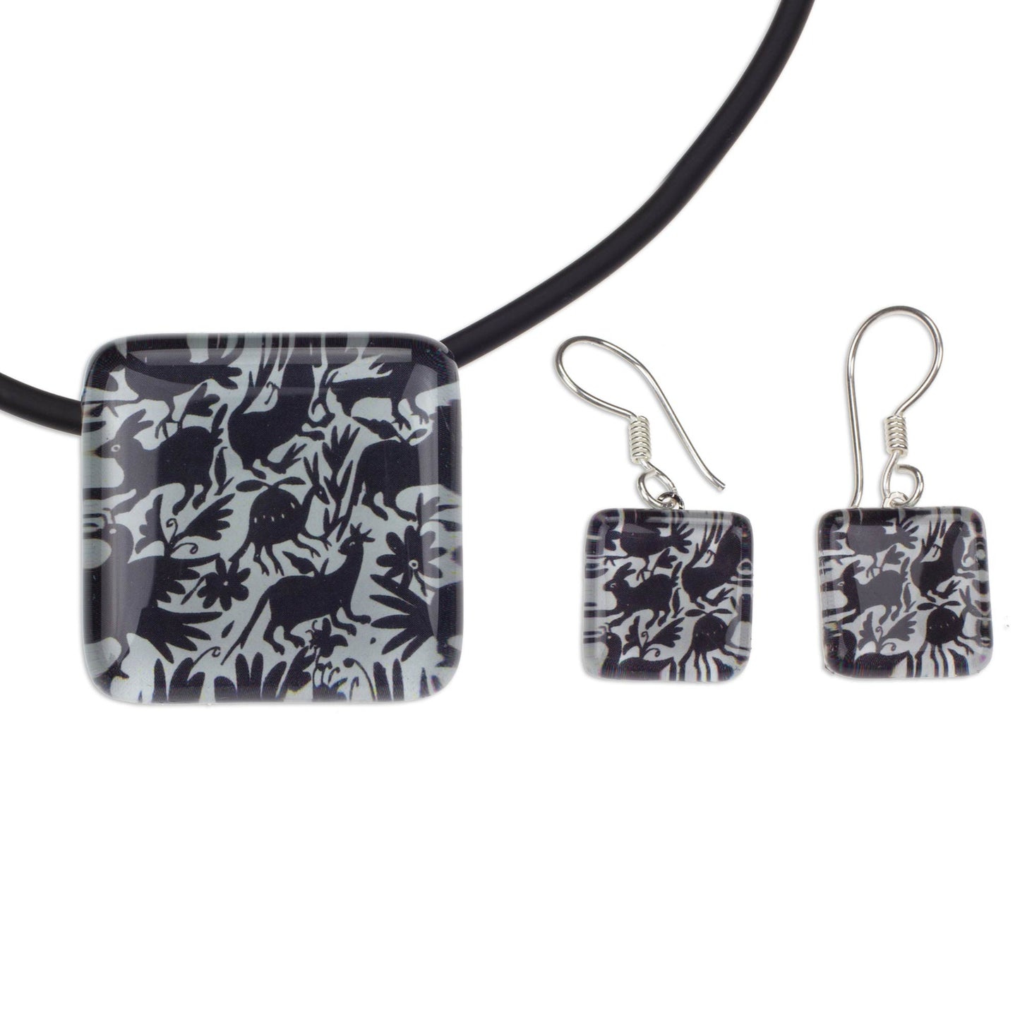 'Tenango Wonder' Black and White Artisan Crafted Art Glass Jewelry Set