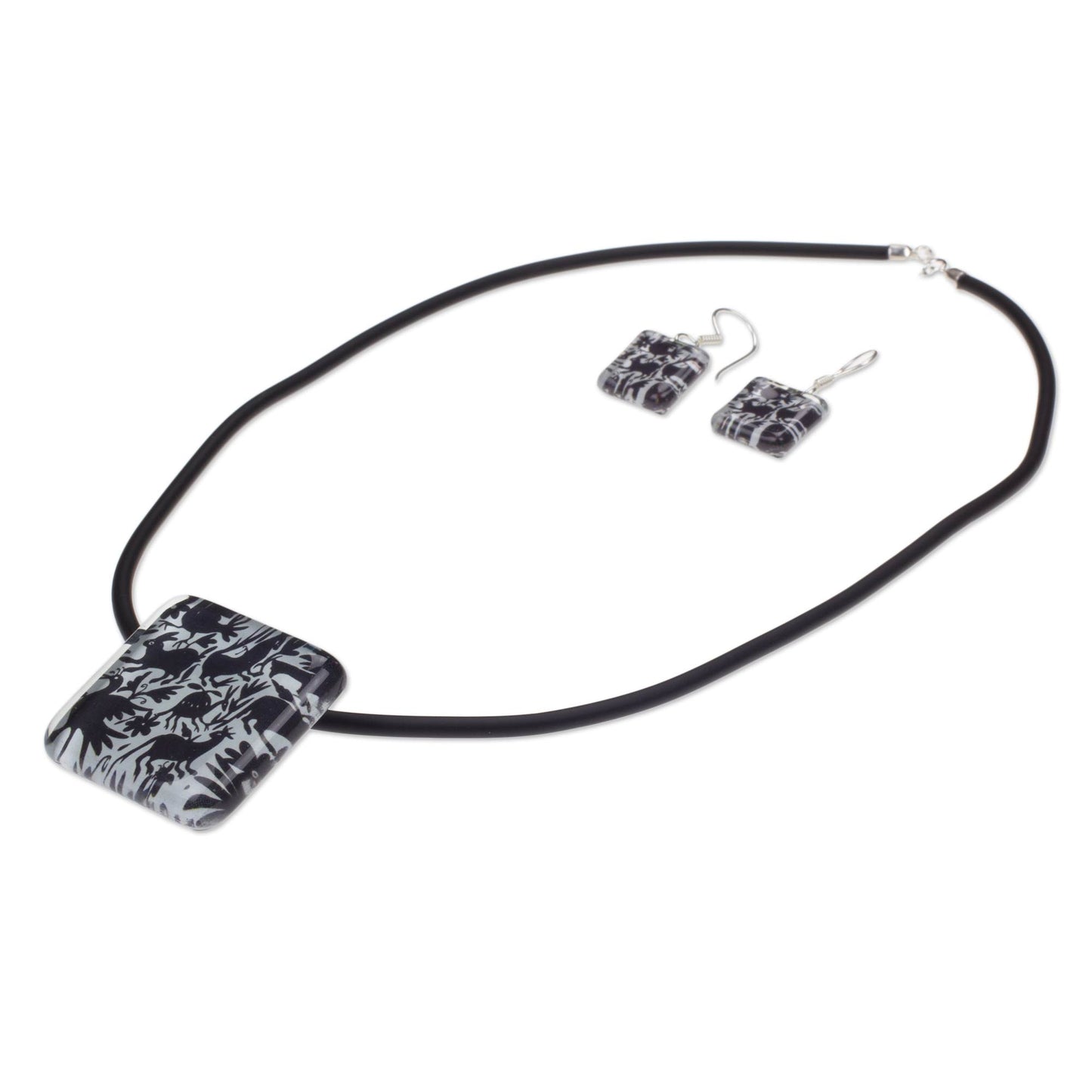 'Tenango Wonder' Black and White Artisan Crafted Art Glass Jewelry Set