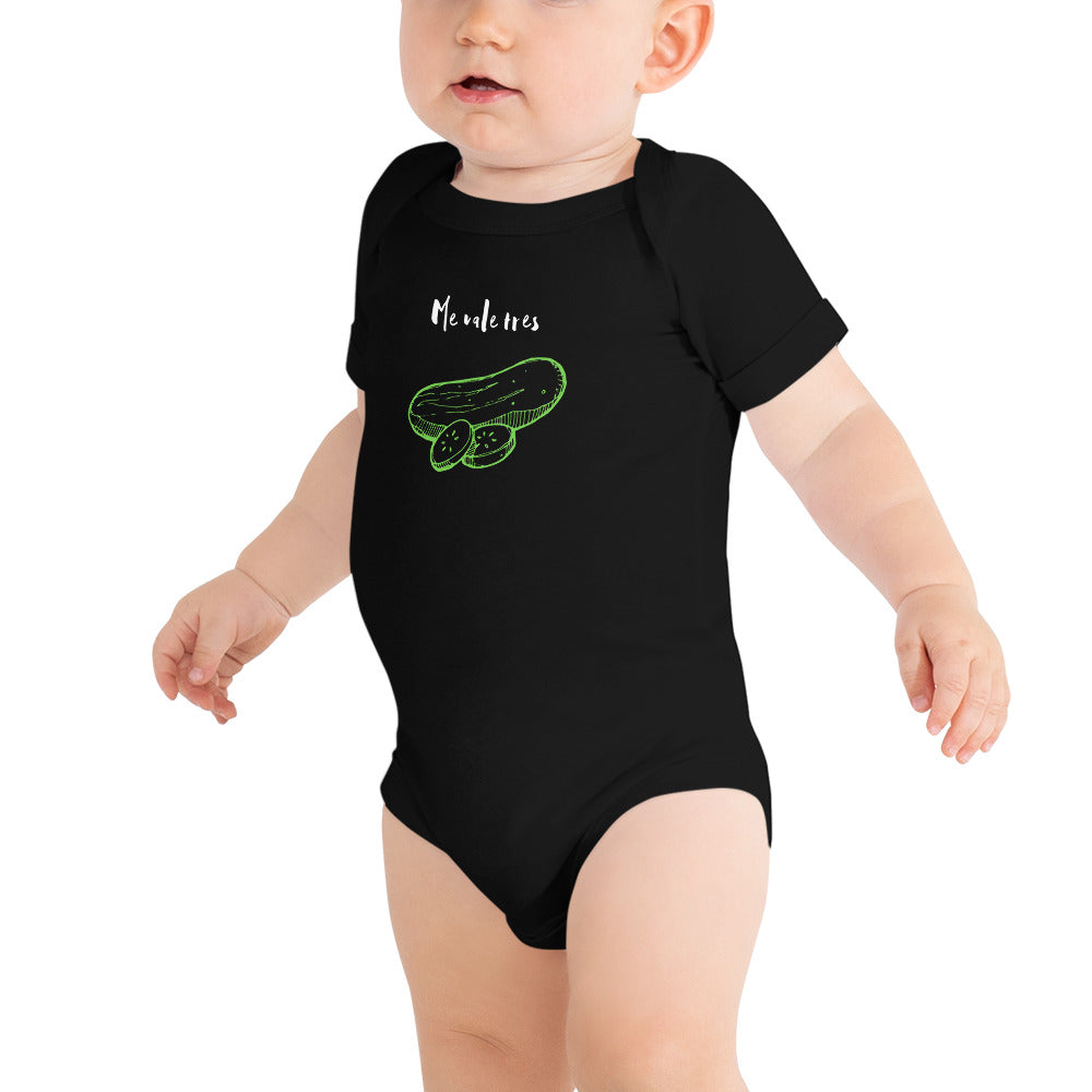 "Me Vale Tres Pepinos" Baby short sleeve one piece