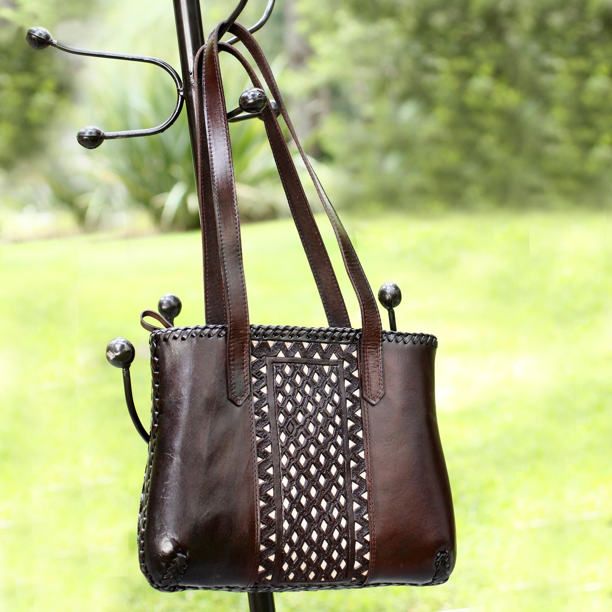 Handcrafted Leather top Shoulder Bag 'Carolina'