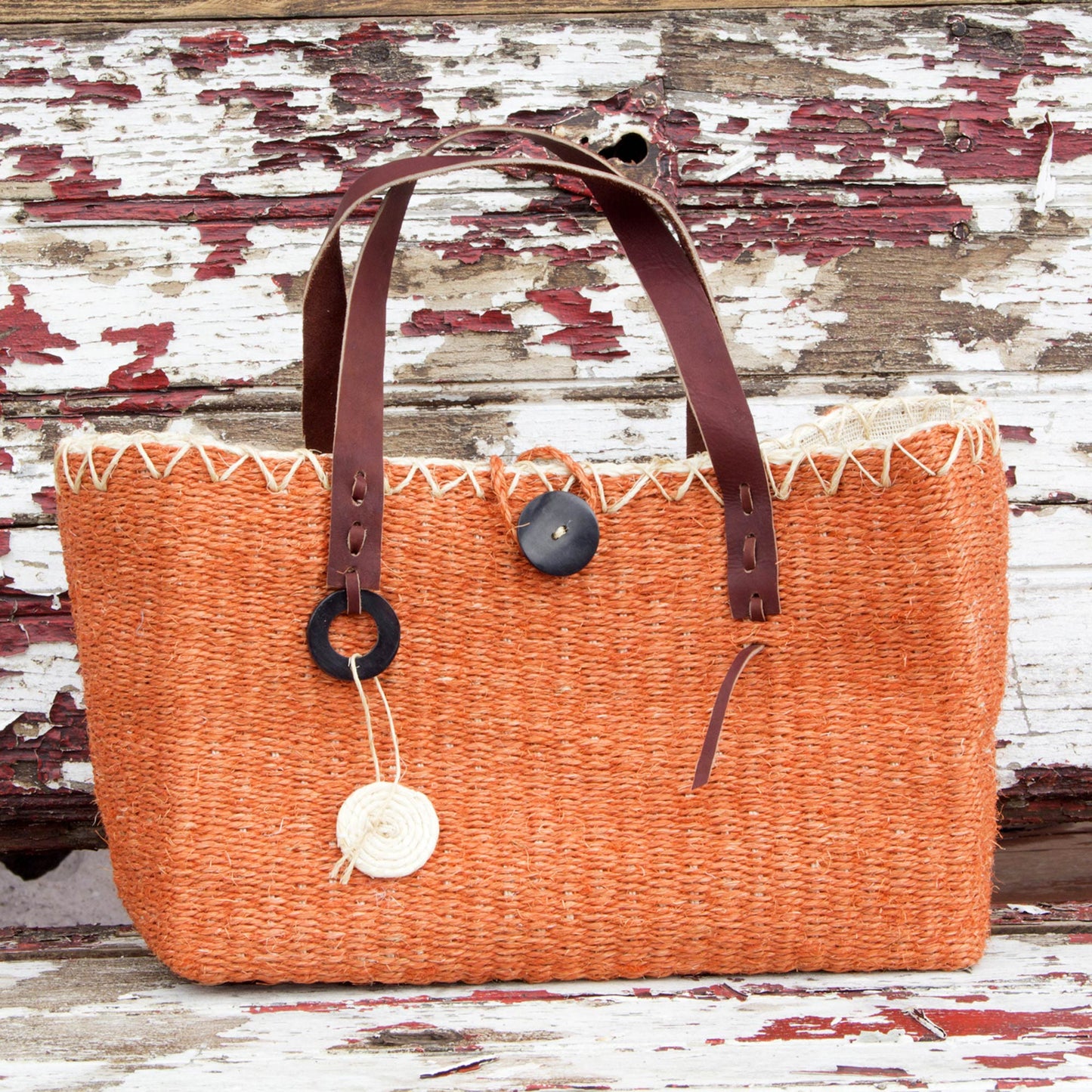 'Milagros Chumuyche' Hand Woven Orange Agave Hand Bag with Leather Handles